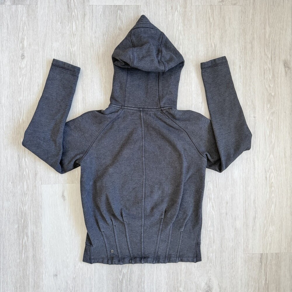 Lululemon Scuba Hoodie II Full-Zip Heathered Charcoal Grey 6 Women Pleated RARE - Picture 2 of 11
